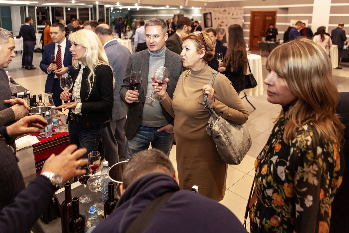 Открыть культуру виноделия. Вышло в свет новое издание "Винного Гида Украины"